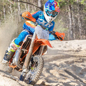 Meet your Posher, Makenzie